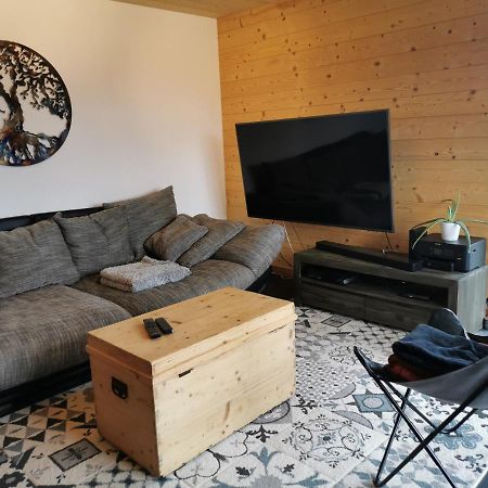 Superbe Appartement Neuf Avec Terrasse Orchamps-Vennes Exterior foto